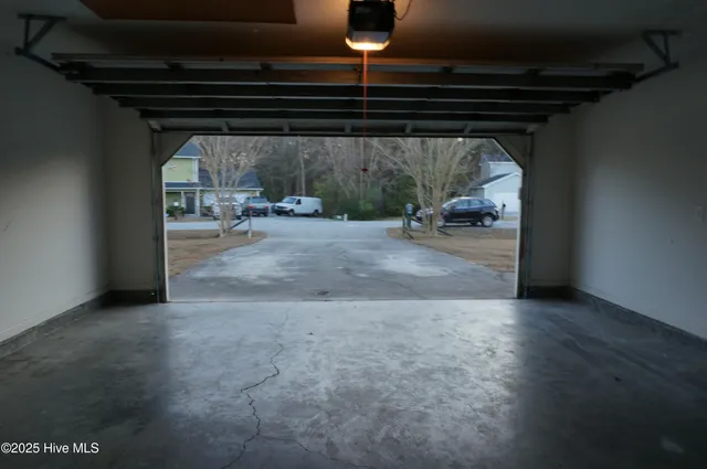 $264,900 | 302 Rack Lane, Hubert, NC 28539