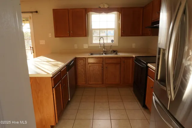 $264,900 | 302 Rack Lane, Hubert, NC 28539