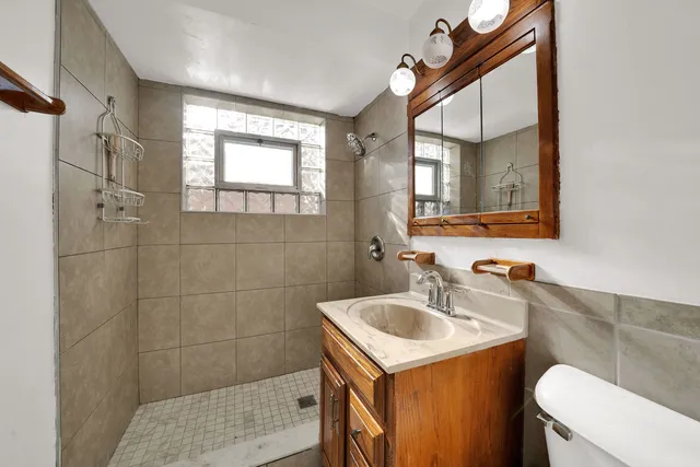 $349,900 | 5630 South Melvina Avenue, Chicago, IL 60638