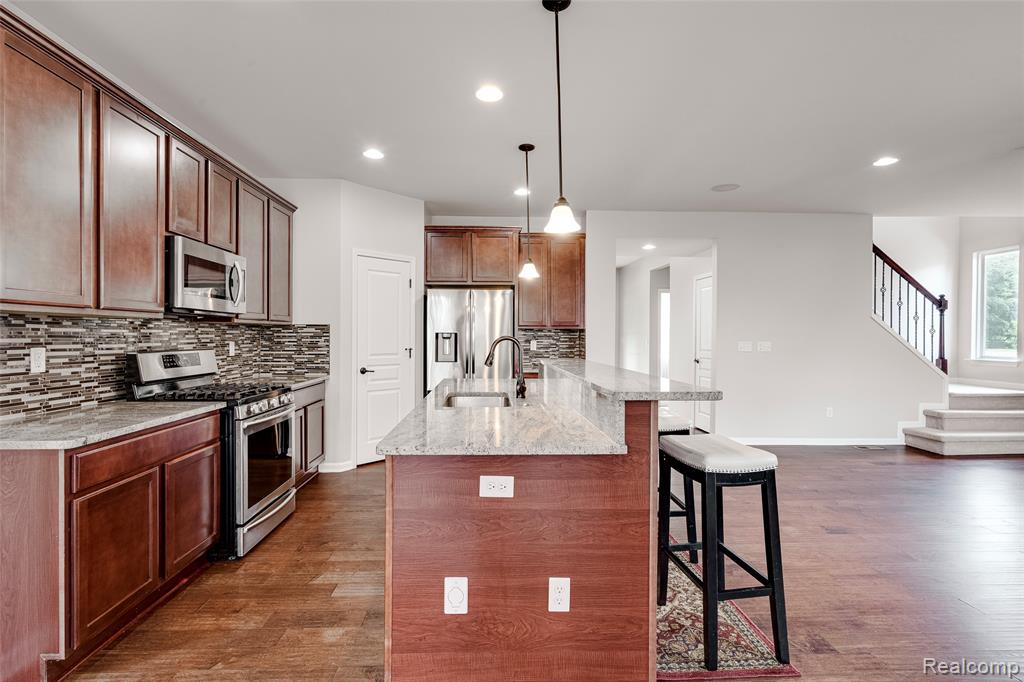 2042 Town Center Road Canton, MI 48188 - Photo 15 of 79 Gallery Image 15