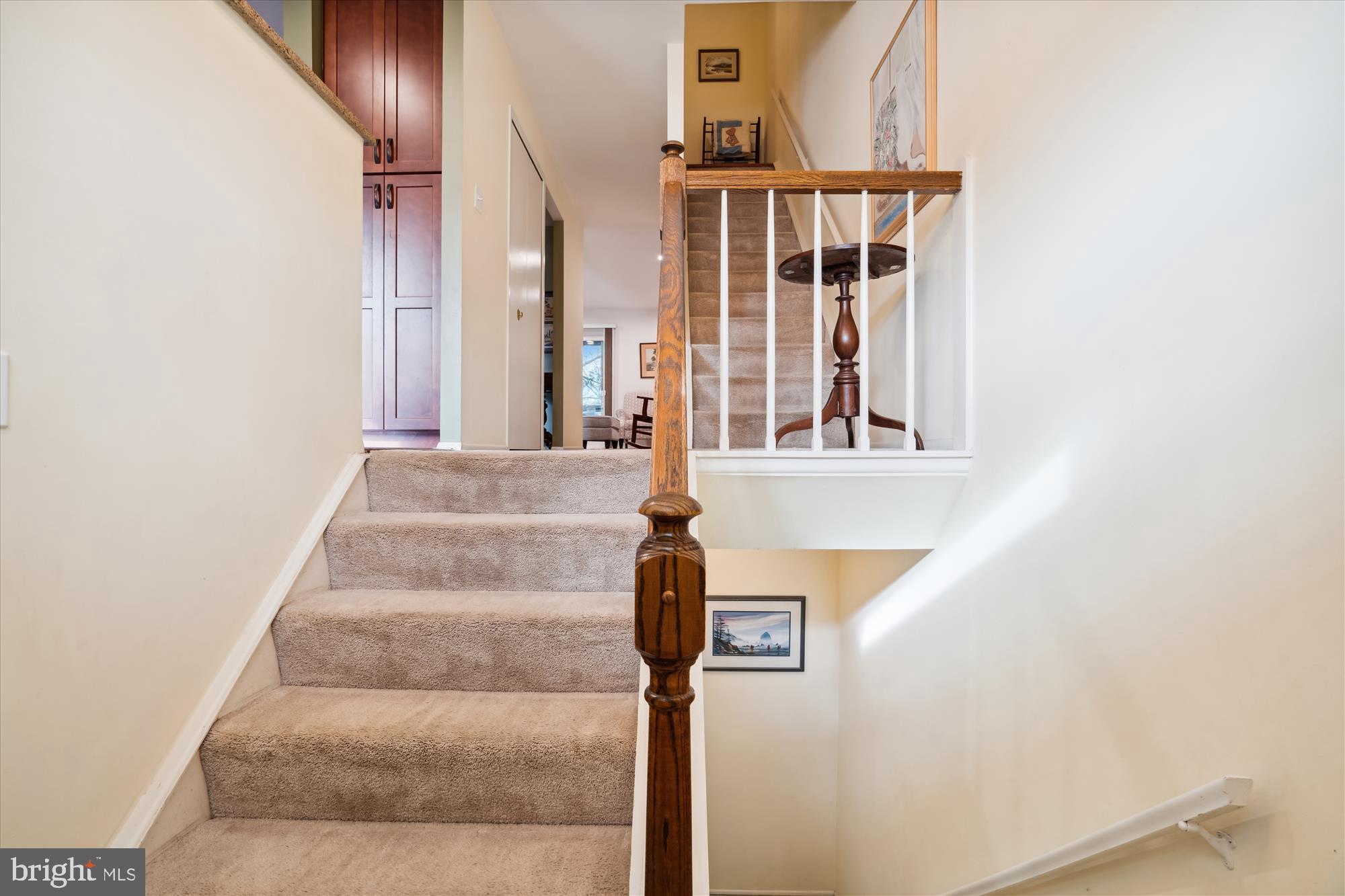 9759 Early Spring Way Columbia, MD 21046 - Photo 13 of 49 Foyer