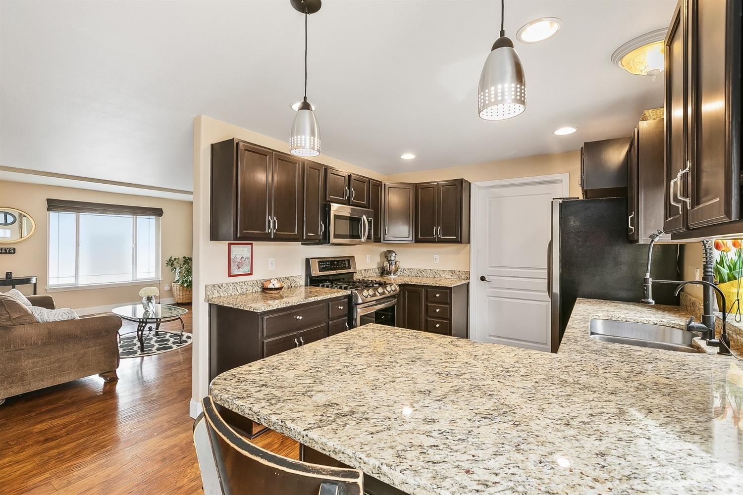 742 Northeast Tierra Road Bend, OR 97701 - Photo 10 of 25 Additional Photo