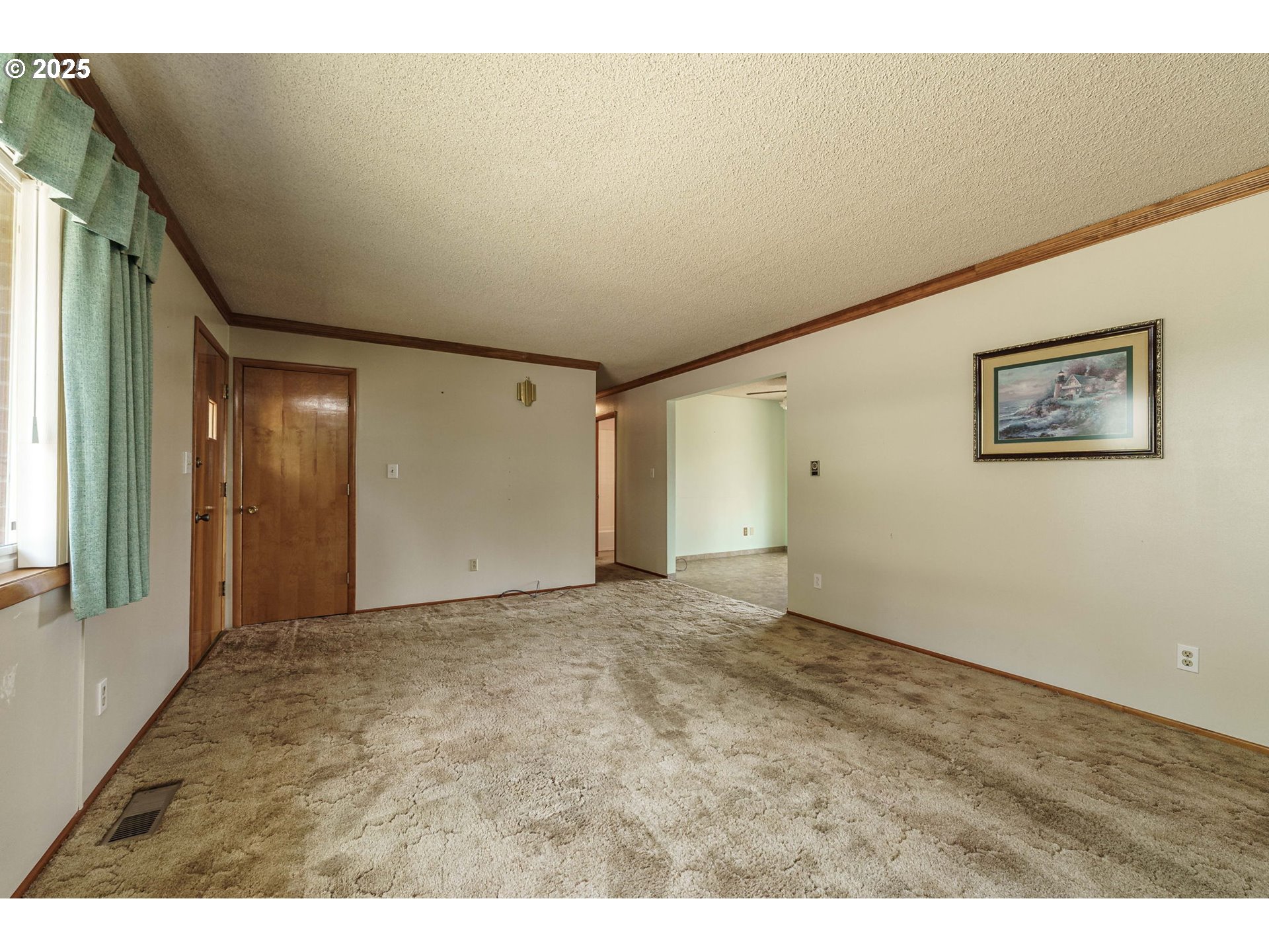 1938 Northwest Sierra Lane Camas, WA 98607 - Photo 7 of 33 a view of an empty room