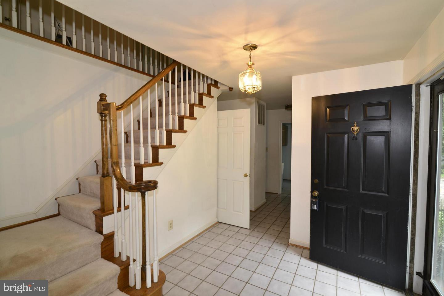 11620 Havenner Road Fairfax Station, VA 22039 - Photo 2 of 25
