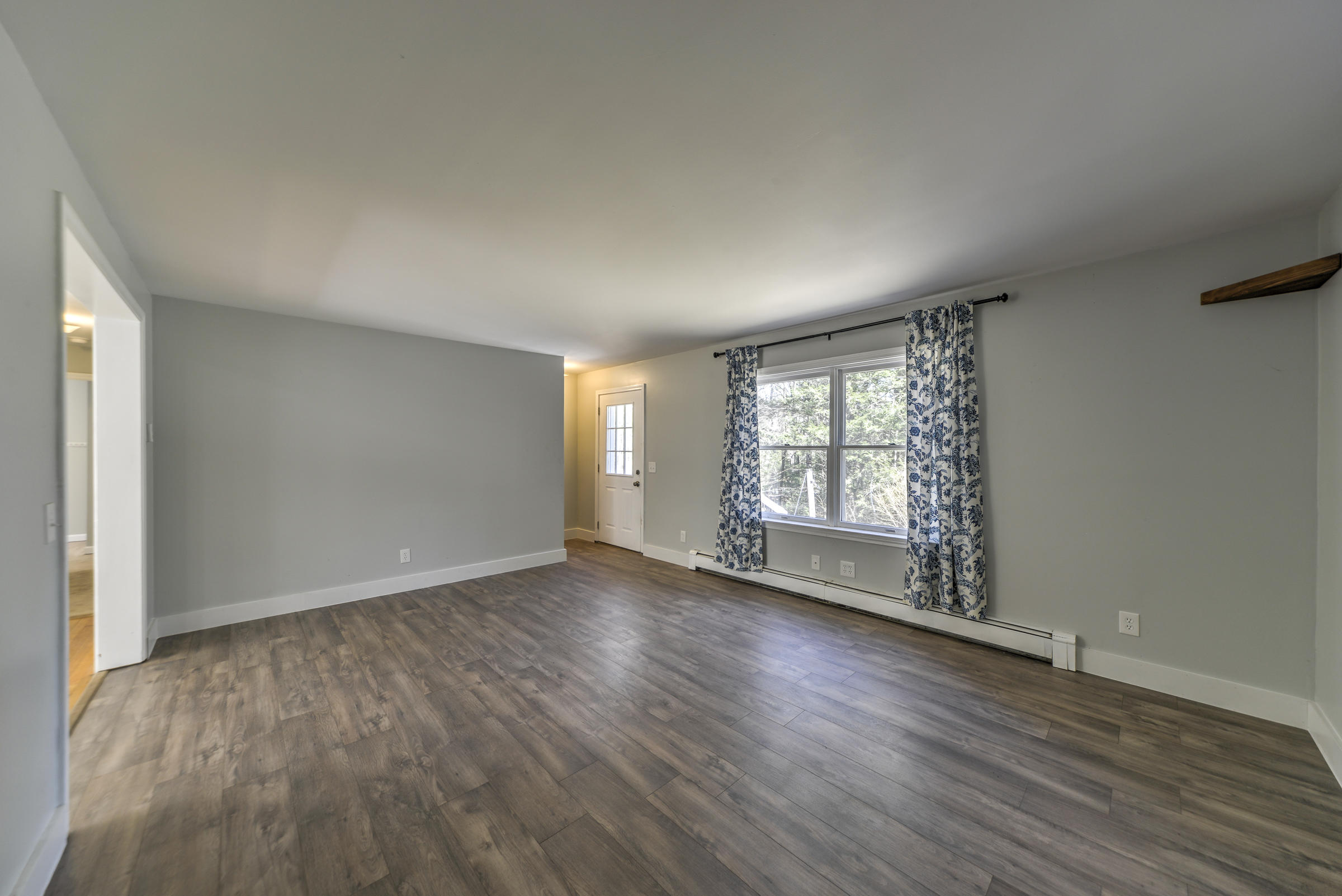 122 Foye Road Wiscasset, ME 04578 - Photo 13 of 45 Living