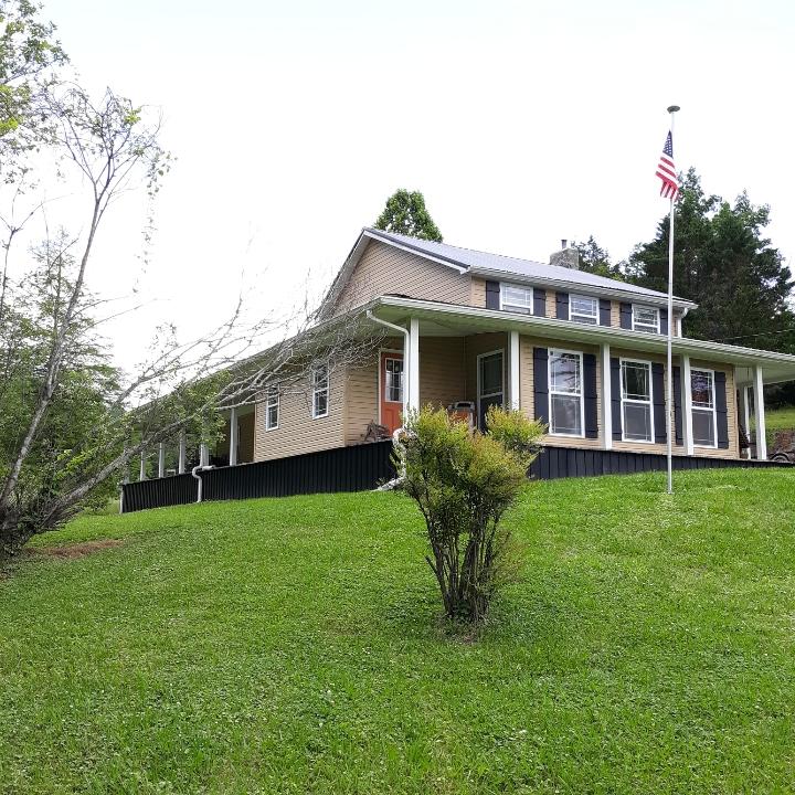 1655 Pilot Mountain Road Bulls Gap, TN 37711 - Photo 1 of 83 Front and side of home!
