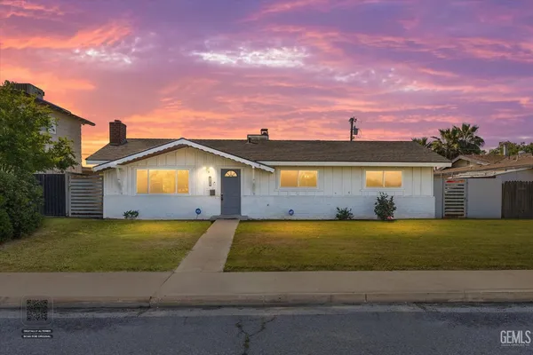 $385,000 | Undisclosed Address, Shafter, CA 93263