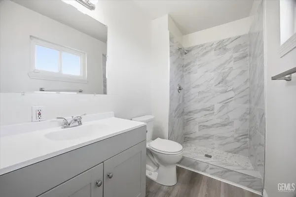 $385,000 | Undisclosed Address, Shafter, CA 93263