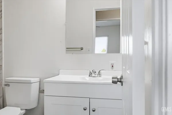 $385,000 | Undisclosed Address, Shafter, CA 93263