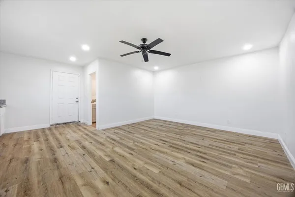 $385,000 | Undisclosed Address, Shafter, CA 93263