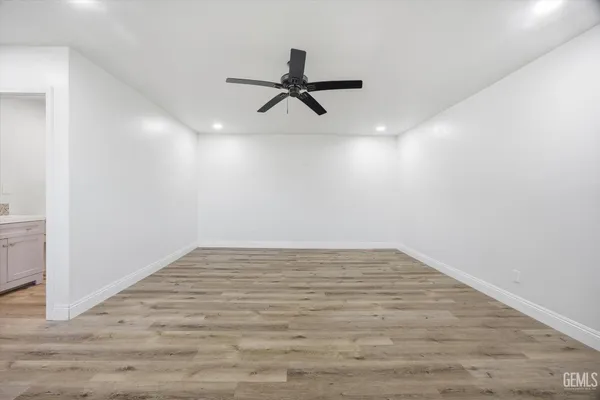 $385,000 | Undisclosed Address, Shafter, CA 93263