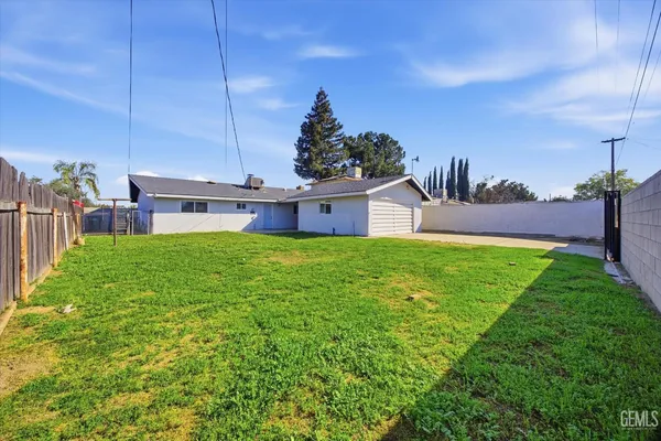 $385,000 | Undisclosed Address, Shafter, CA 93263