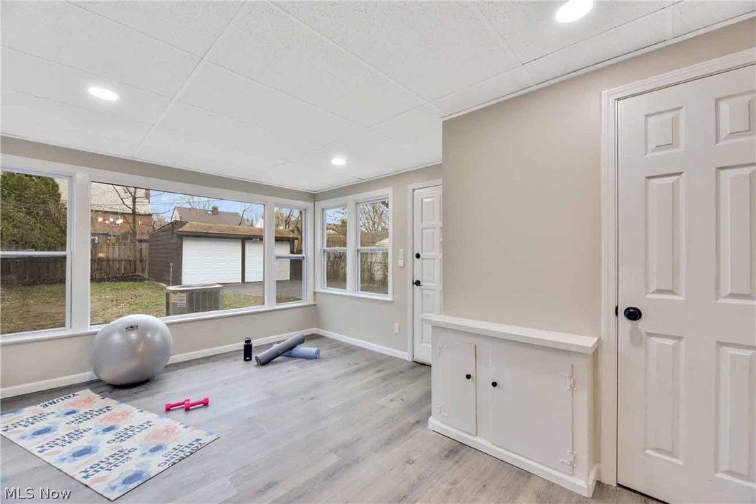 2485 Traymore Road Cleveland, OH 44118 - Photo 12 of 28 Gallery Image 12