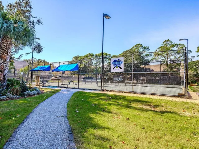 a view of a tennis court