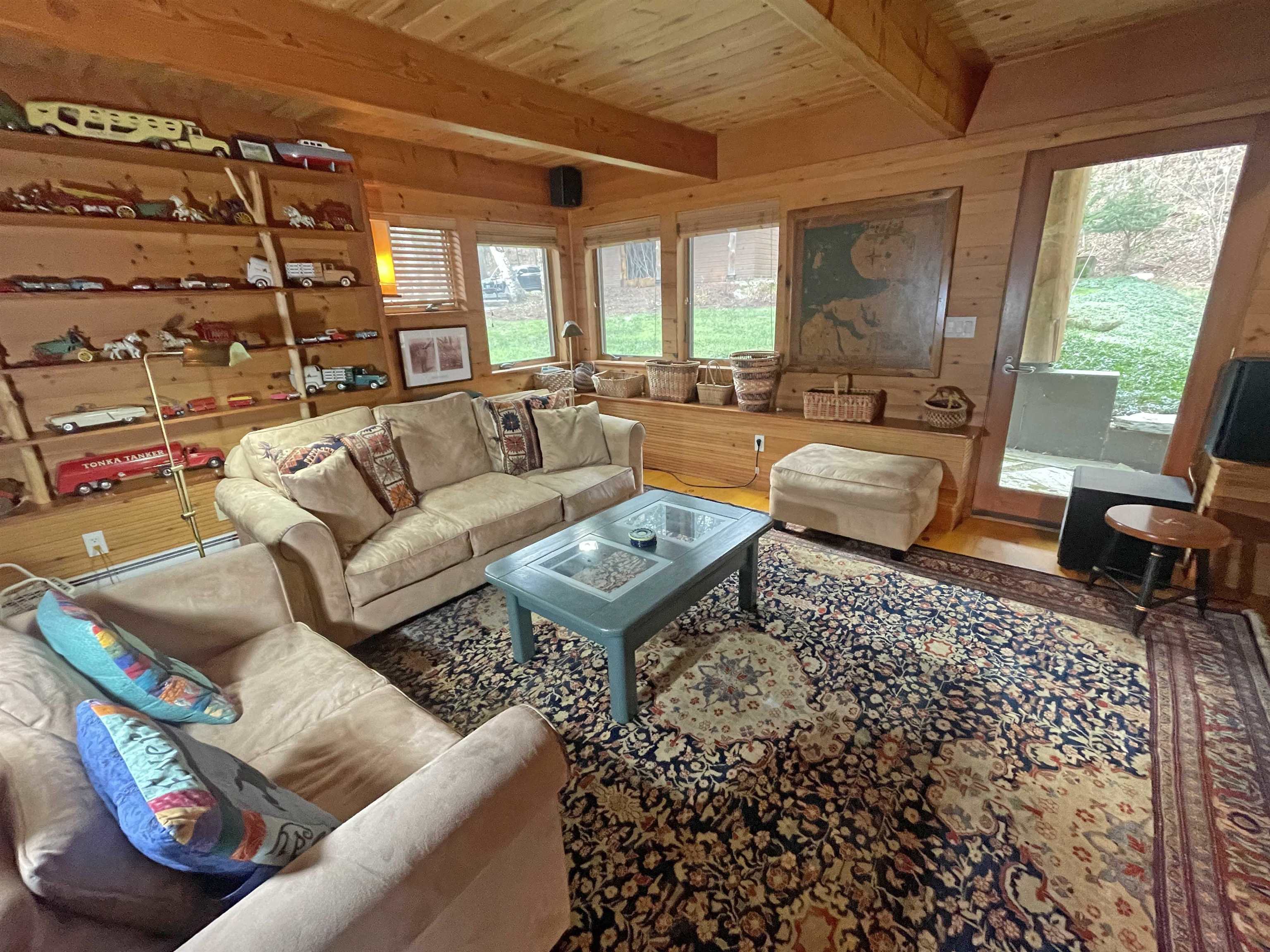 190 Upper Pines Road Warren, VT 05674 - Photo 9 of 55
