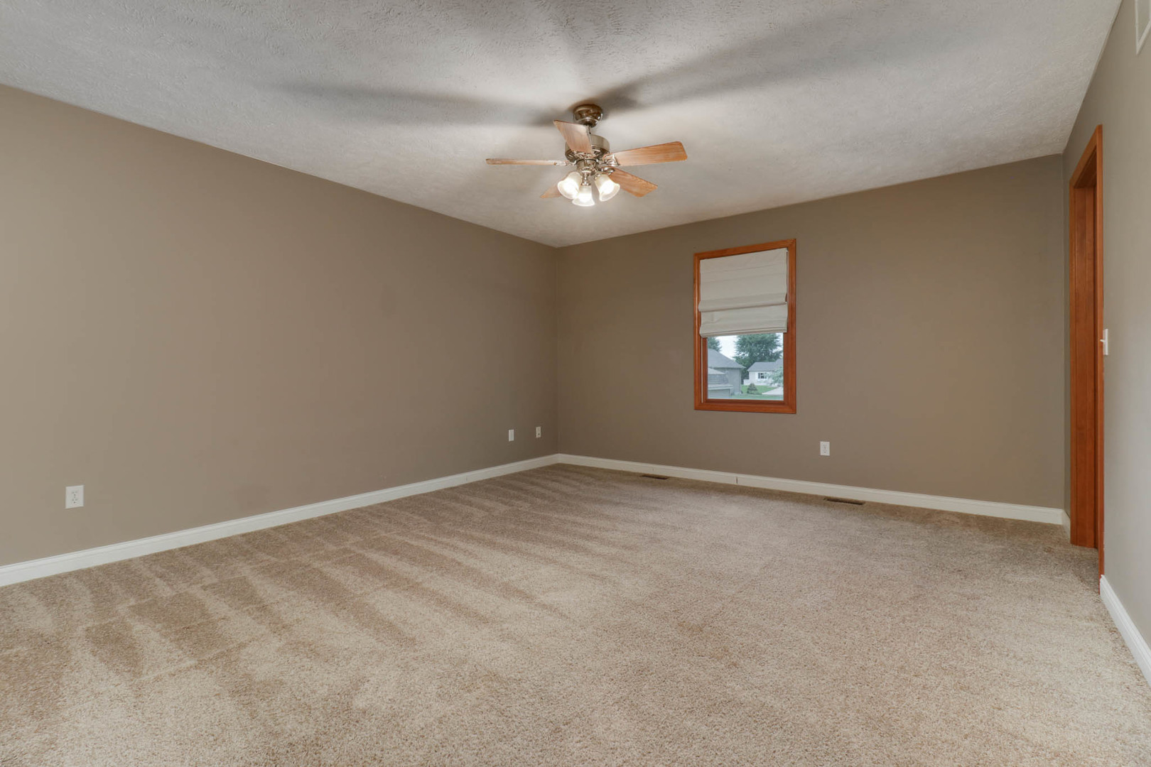 404 Sunset Drive Colfax, IL 61728 - Photo 15 of 33