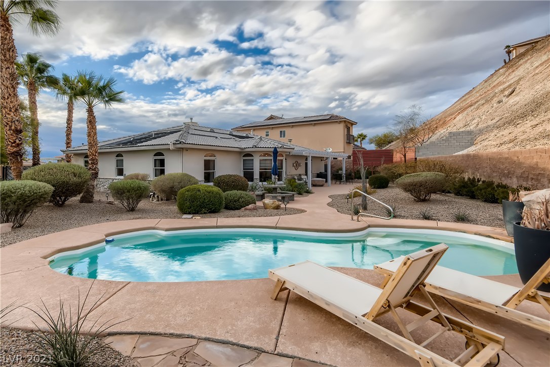 917 Rhyolite Terrace Henderson, NV 89011 - Photo 1 of 31 Gallery Image 1