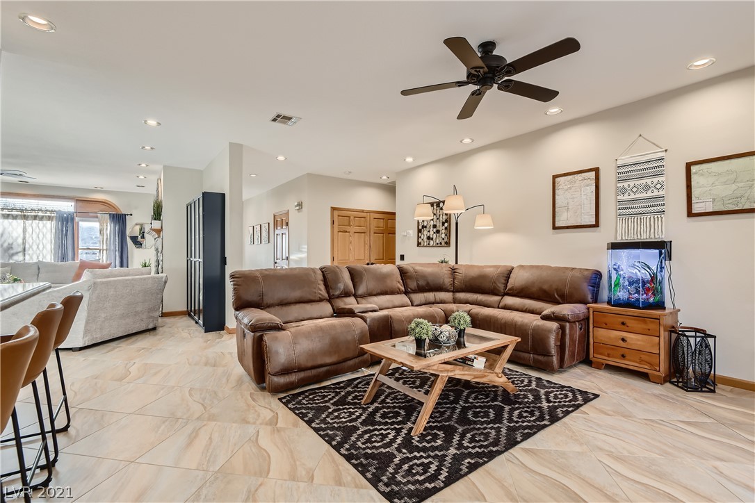 917 Rhyolite Terrace Henderson, NV 89011 - Photo 15 of 31 Gallery Image 15