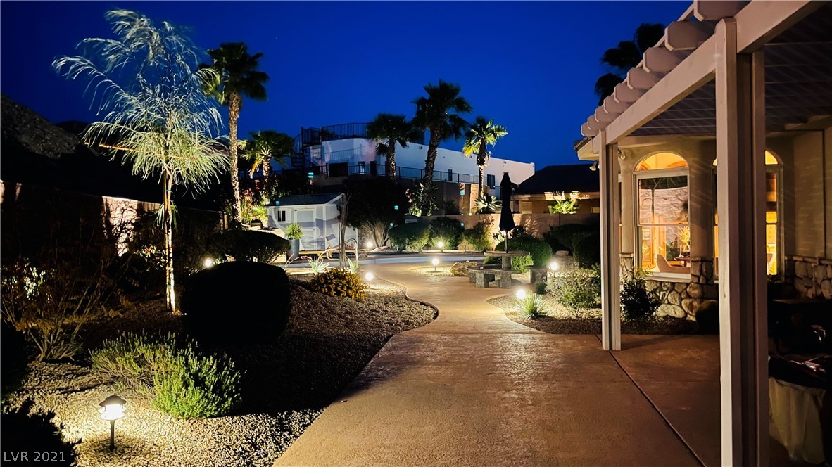 917 Rhyolite Terrace Henderson, NV 89011 - Photo 2 of 31 Gallery Image 2