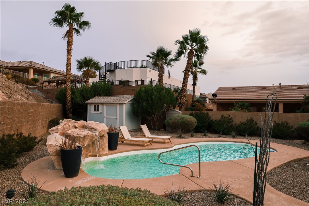 917 Rhyolite Terrace Henderson, NV 89011 - Photo 3 of 31 Gallery Image 3