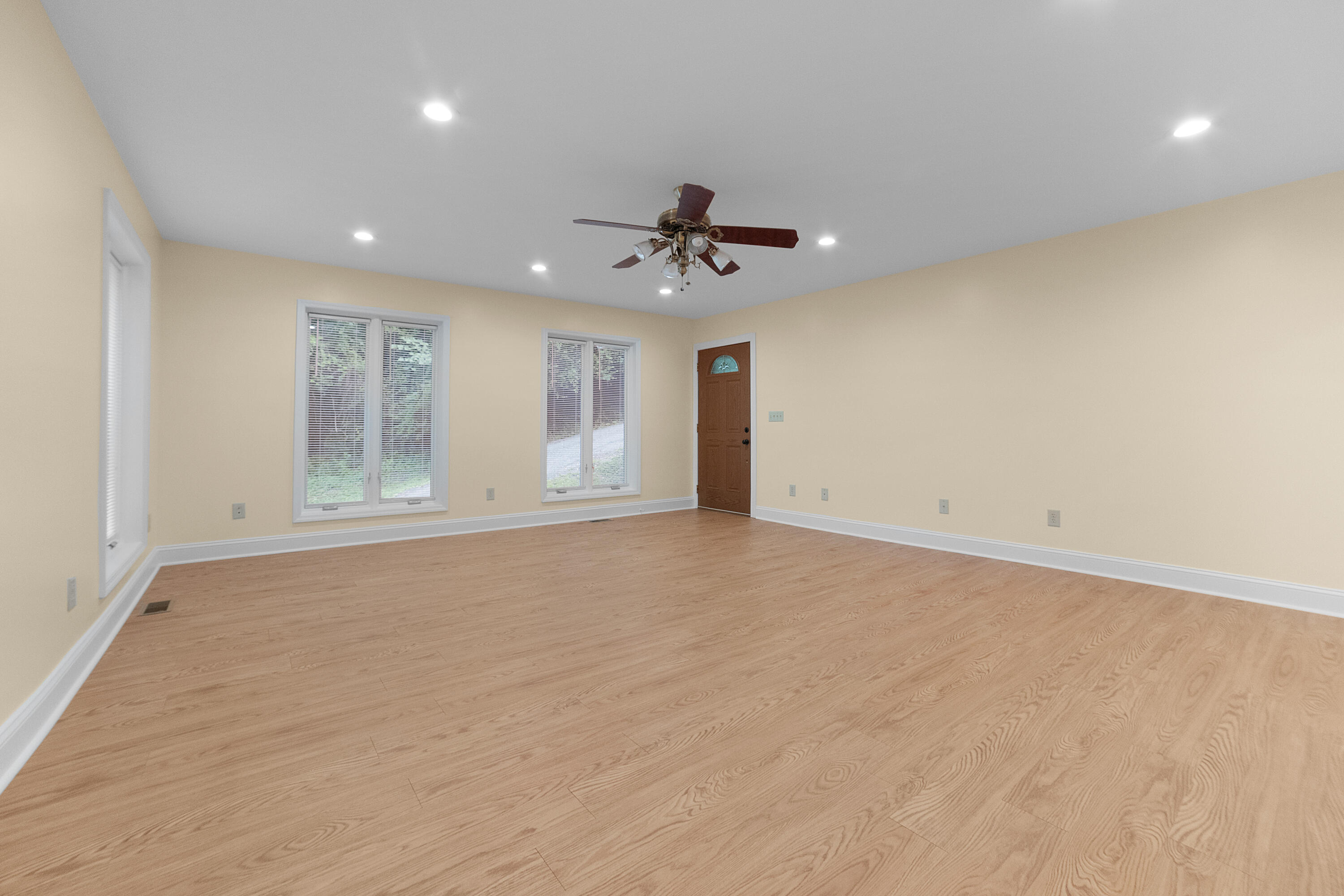 565 Toler Creek Road Harold, KY 41635 - Photo 28 of 39 DSC_6051