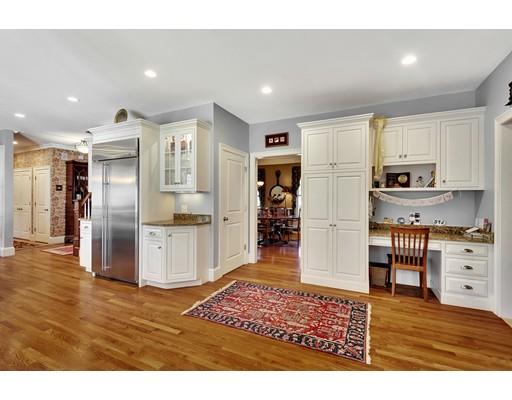 46 Arch Street Needham, MA 02492 - Photo 13 of 30 Gallery Image 13