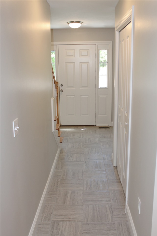 932 Smyth Road Manchester, NH 03104 - Photo 12 of 25