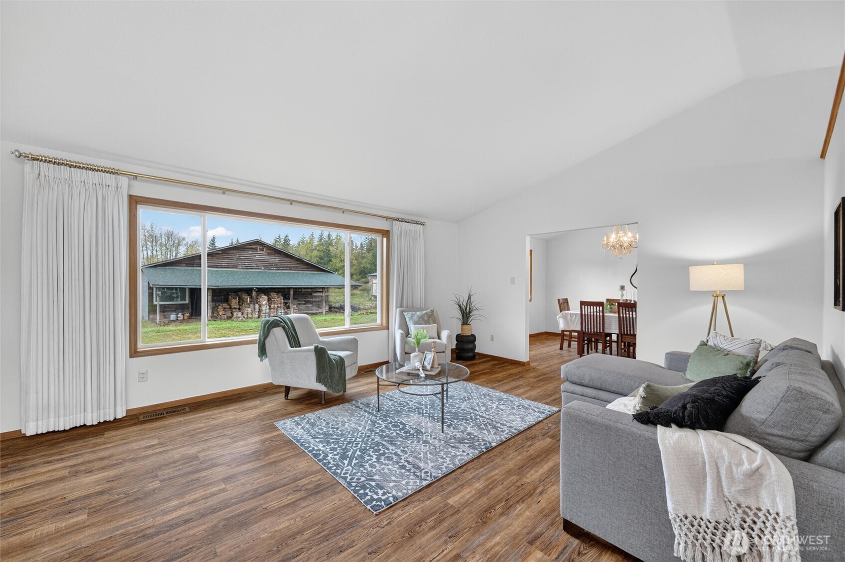 5581 Mission Road Bellingham, WA 98226 - Photo 4 of 39