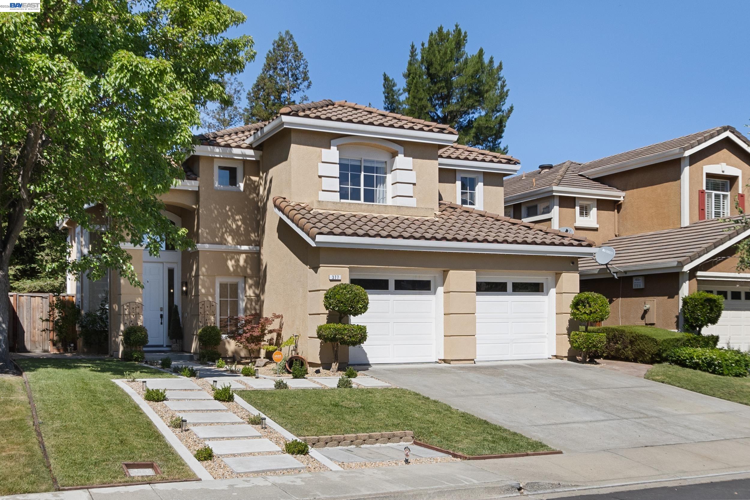 377 Squirrel Ridge Way Danville, CA 94506 - Photo 2 of 63