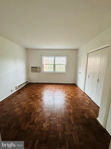 $1,800 | 3117 Martha Custis Drive, Alexandria, VA 22302