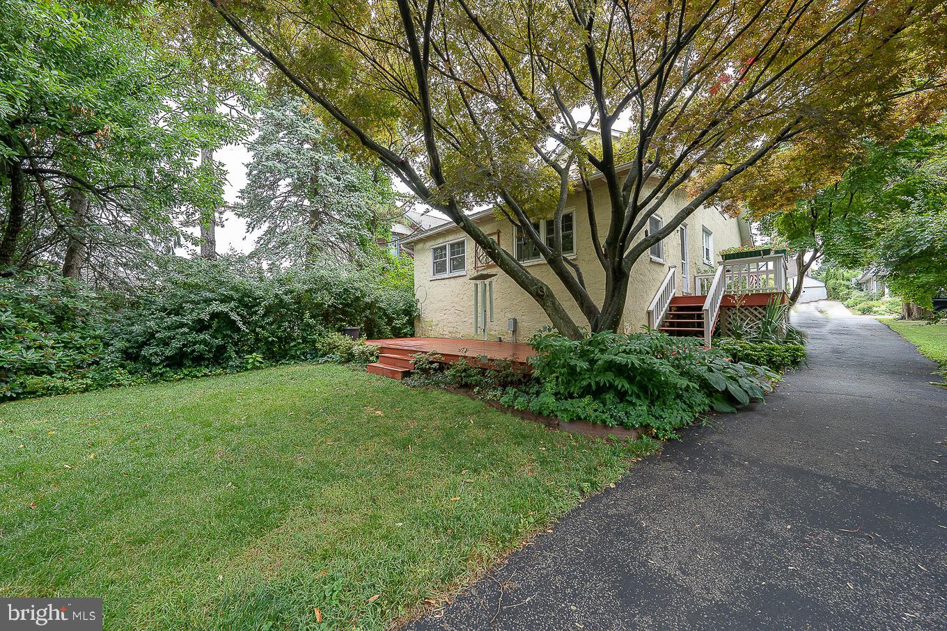14 Manor Road Paoli, PA 19301 - Photo 21 of 23 BACKYARD