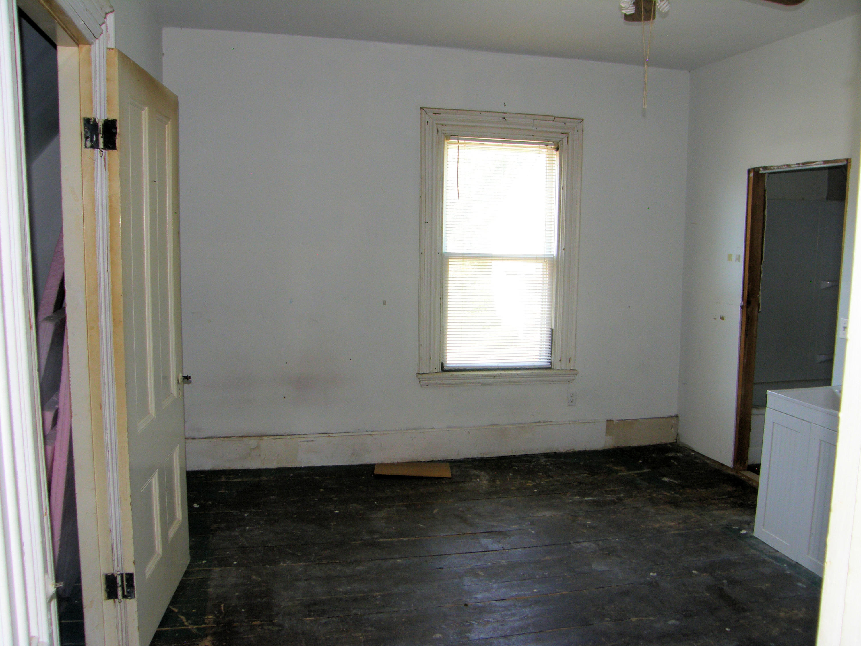 319 Enfield Road Lincoln, ME 04457 - Photo 54 of 73 P6180435