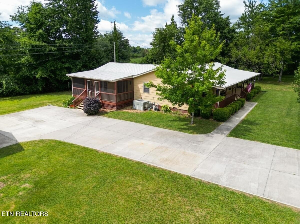 1459 Old Elmore Road Crossville, TN 38571 - Photo 32 of 36 Gallery Image 32