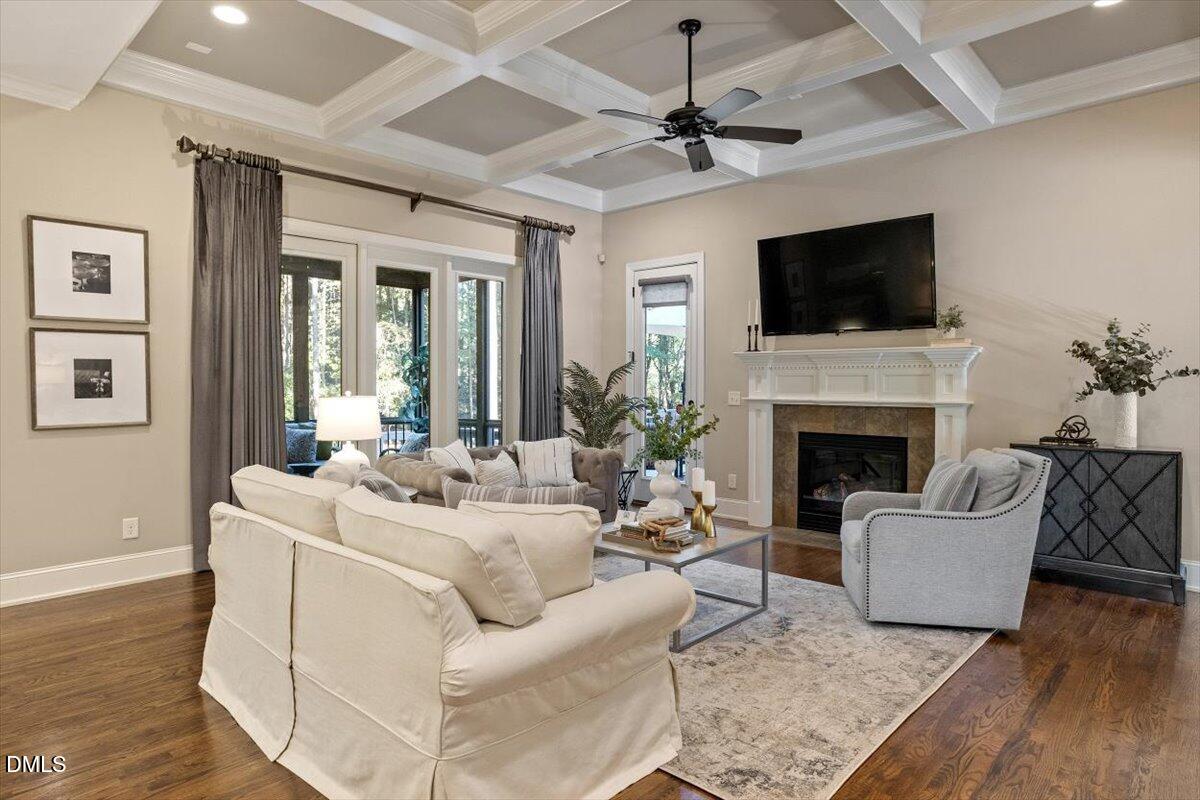 124 Dartmoor Lane Raleigh, NC 27614 - Photo 11 of 64 Transformed & Tailored