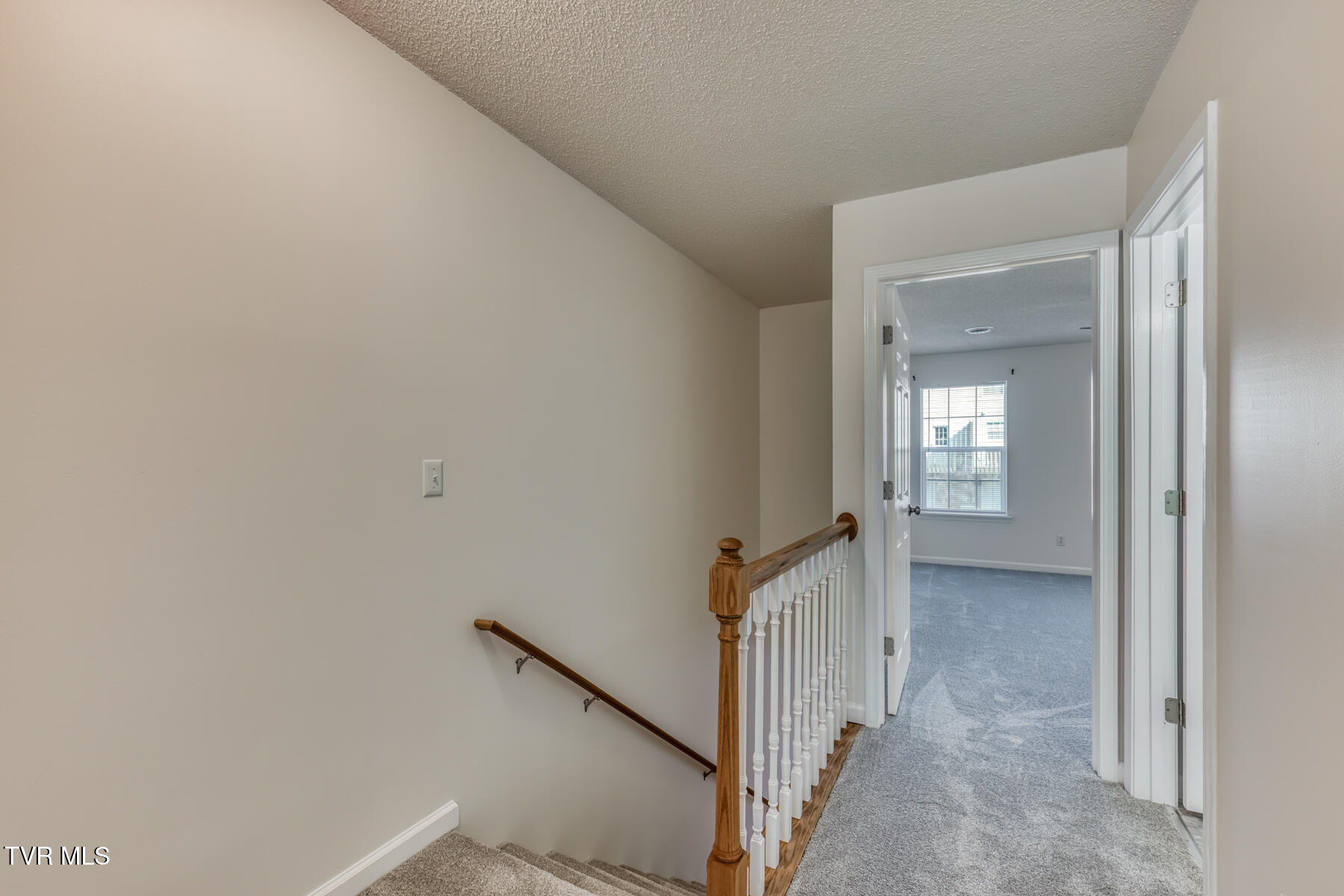 10 Pepper Ridge Court, Unit 10 Gray, TN 37615 - Photo 19 of 36 10 Pepper Ridge Ct-20
