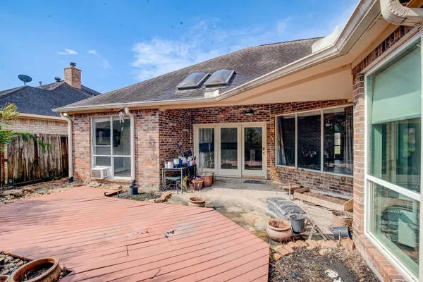 $390,000 | 11618 Snowmass Drive, Houston, TX 77070