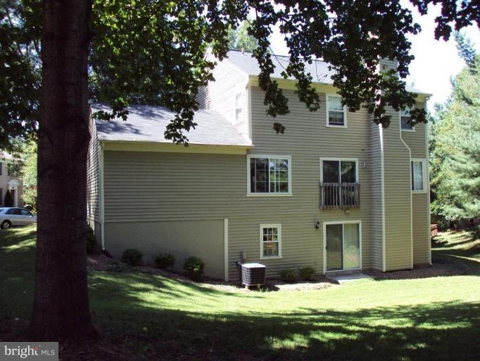 7205 Kindler Road Columbia, MD 21046 - Photo 3 of 27 Exterior (Rear)