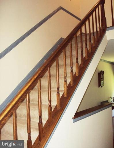 7205 Kindler Road Columbia, MD 21046 - Photo 7 of 27 Staircase