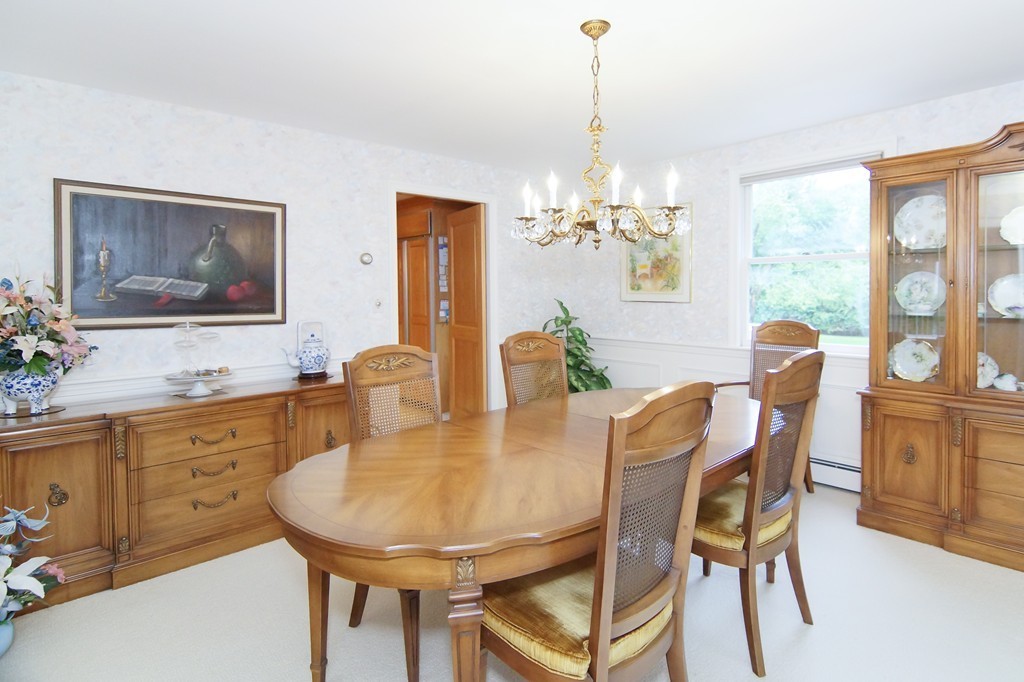 34 Saddle Club Road Lexington, MA 02420 - Photo 11 of 30