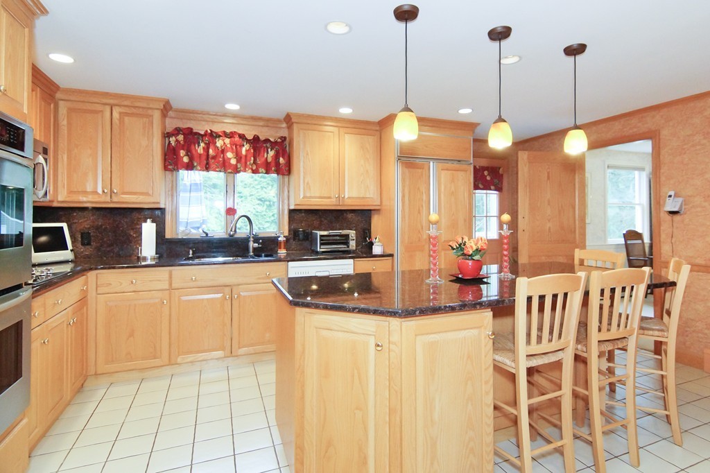 34 Saddle Club Road Lexington, MA 02420 - Photo 13 of 30