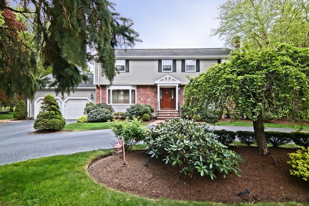 34 Saddle Club Road Lexington, MA 02420 - Photo 2 of 30