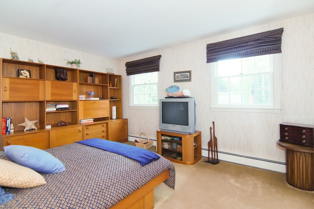 34 Saddle Club Road Lexington, MA 02420 - Photo 25 of 30