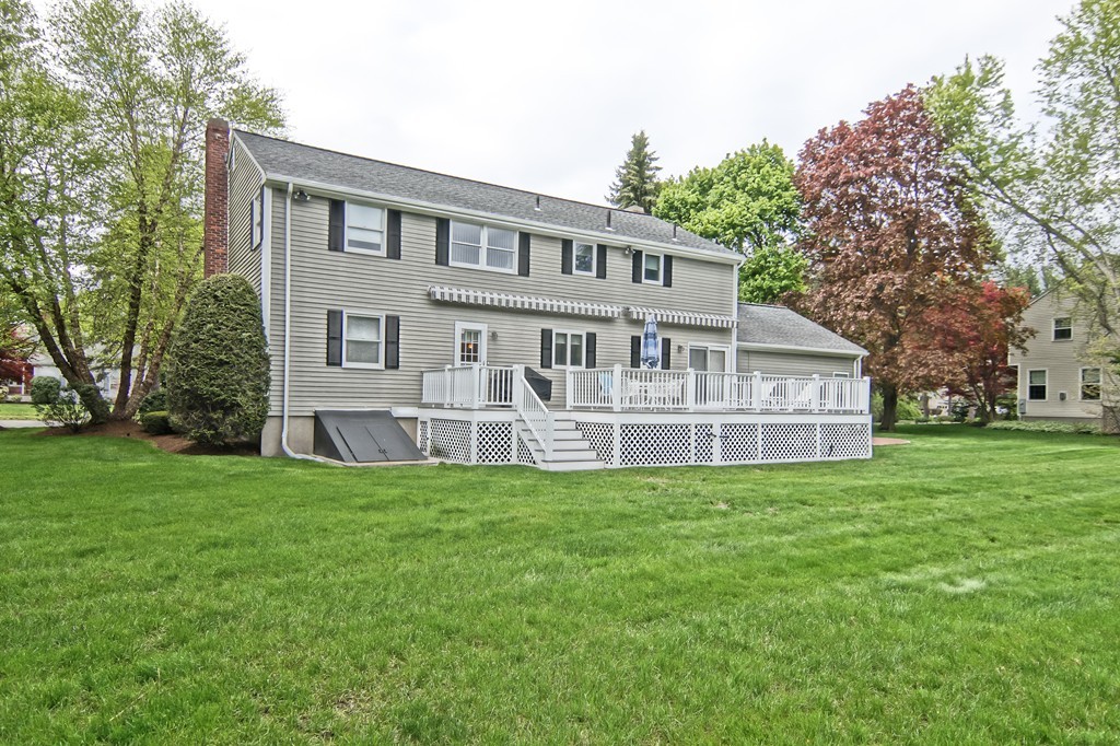 34 Saddle Club Road Lexington, MA 02420 - Photo 3 of 30