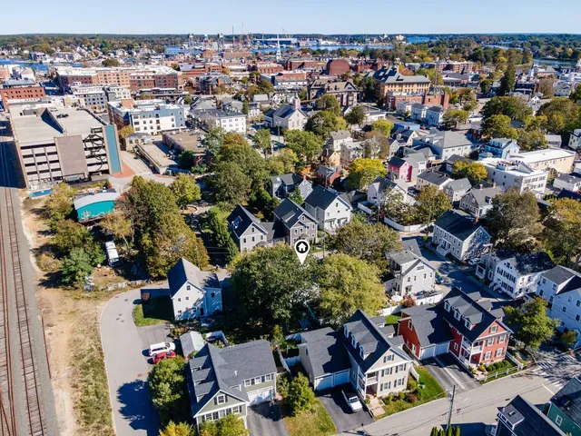 $795,000 | 92 Brewster Street, Portsmouth, NH 03801