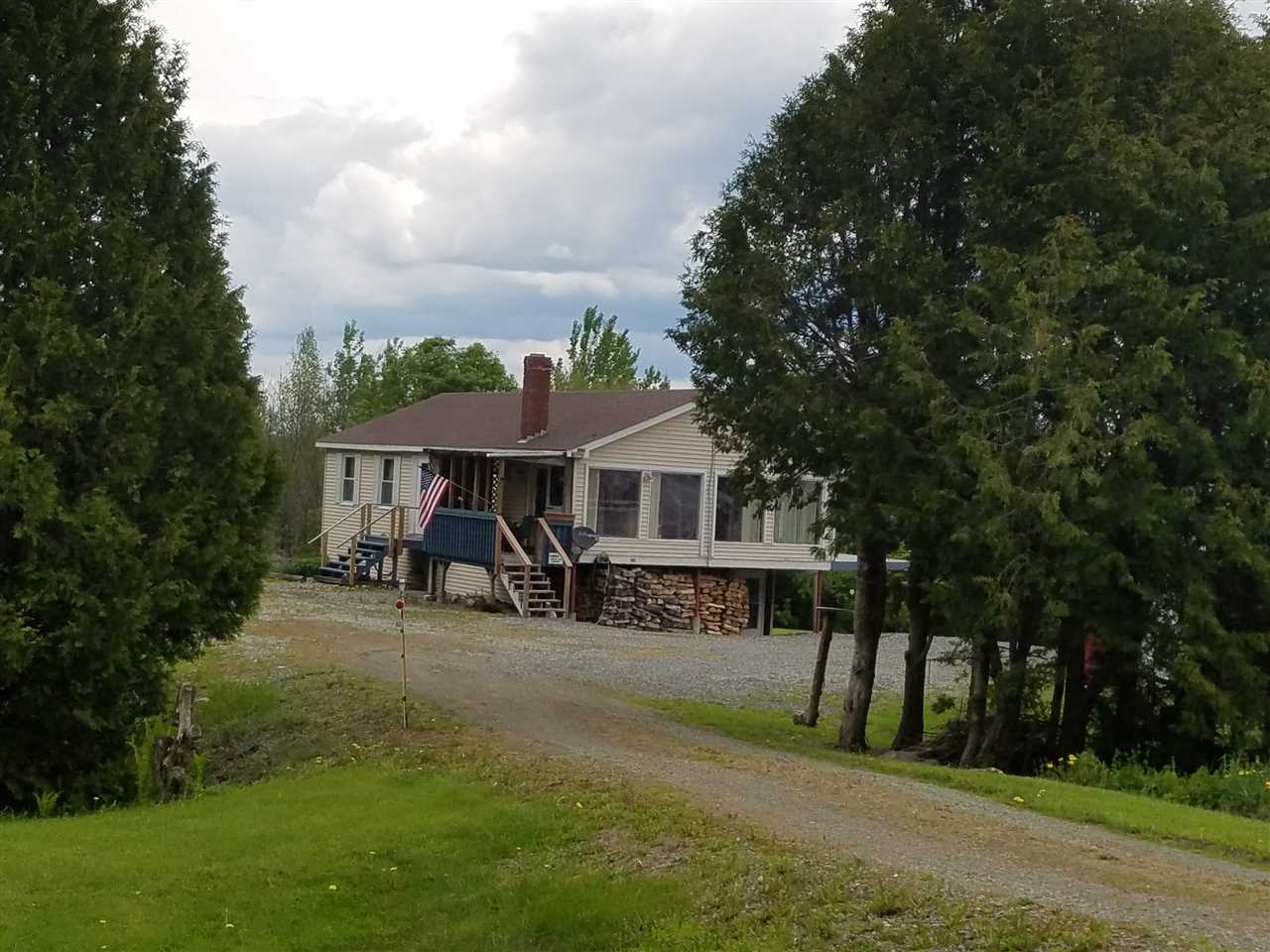 854 Stevens Road Barton, VT 05875 - Photo 3 of 32