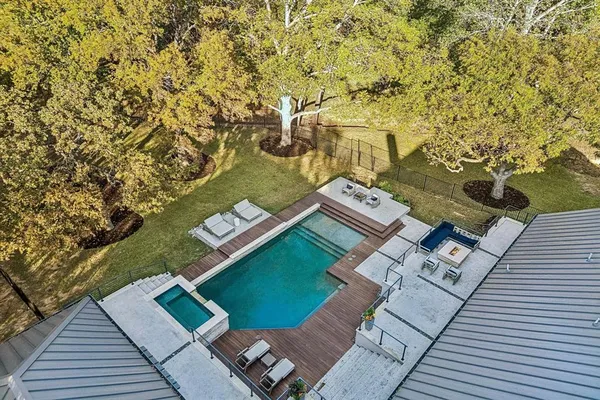 $4,000,000 | 2620 Johnson Road, Southlake, TX 76092