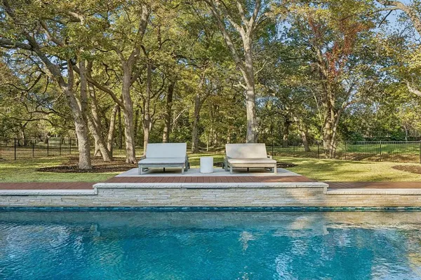 $4,000,000 | 2620 Johnson Road, Southlake, TX 76092