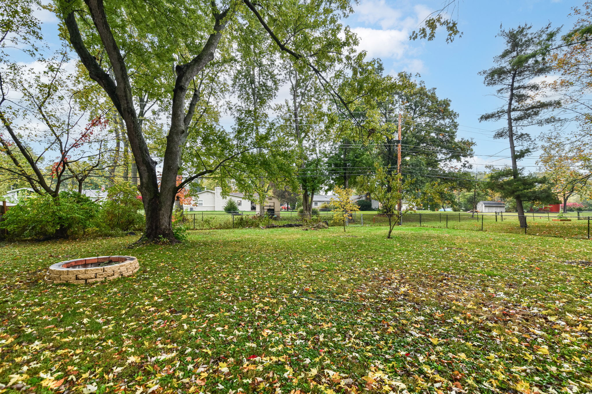 6913 Hague Road Indianapolis, IN 46256 - Photo 31 of 32 Gallery Image 31