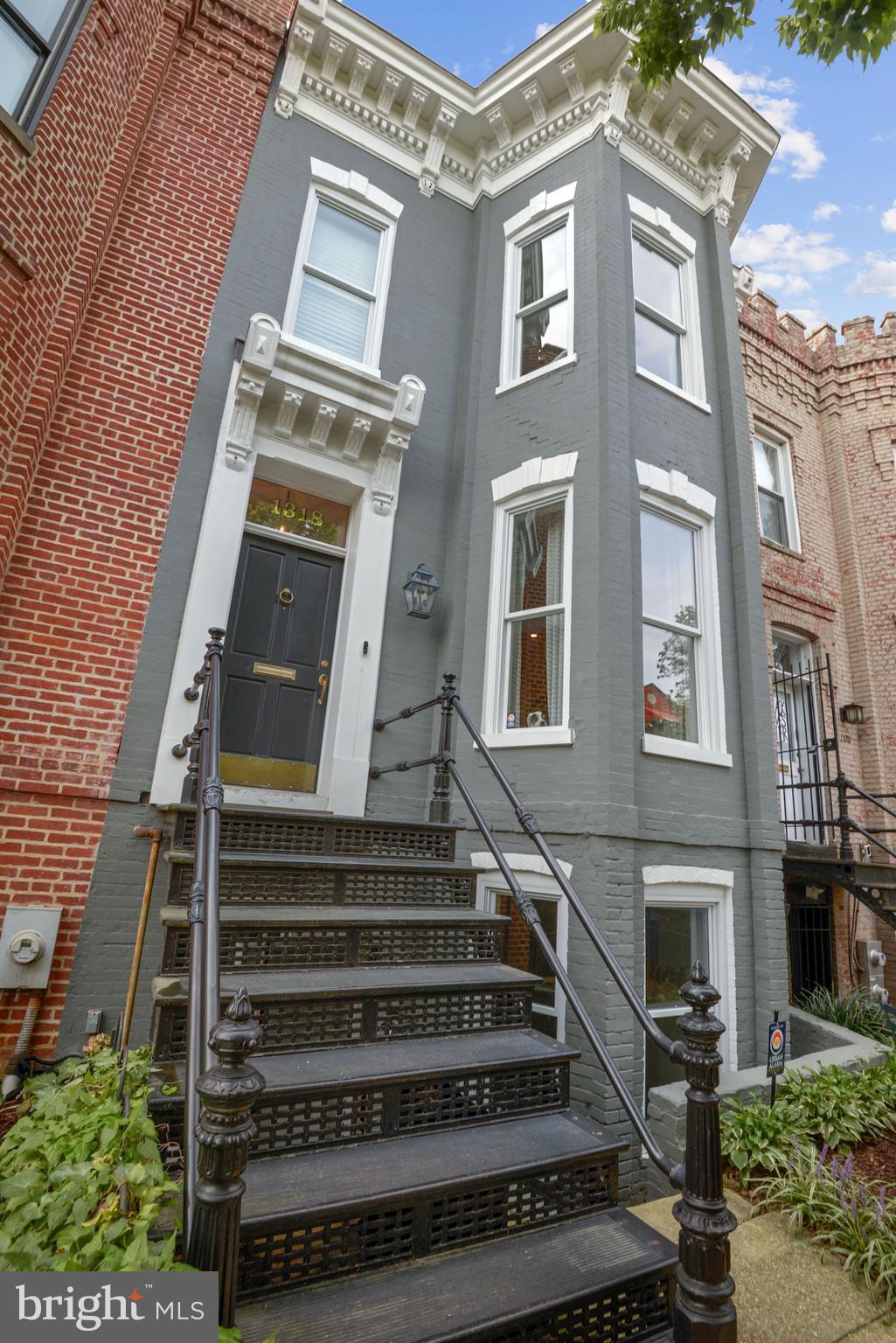 1318 T Street Northwest Washington, DC 20009 - Photo 2 of 31