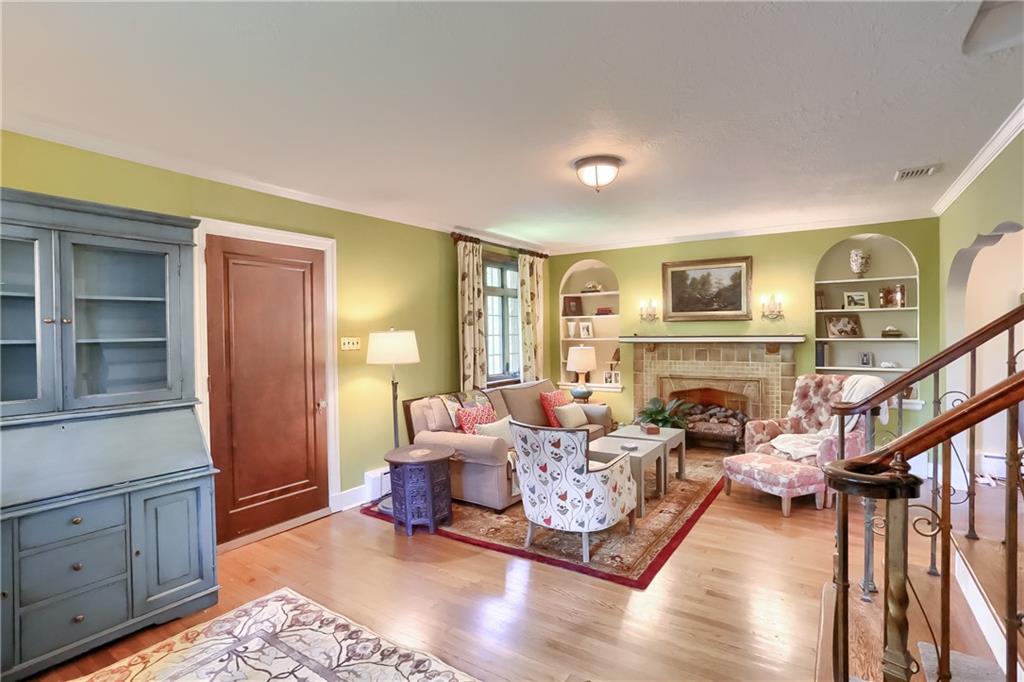 15 New Brighton Road Pittsburgh, PA 15202 - Photo 5 of 37 Gallery Image 5